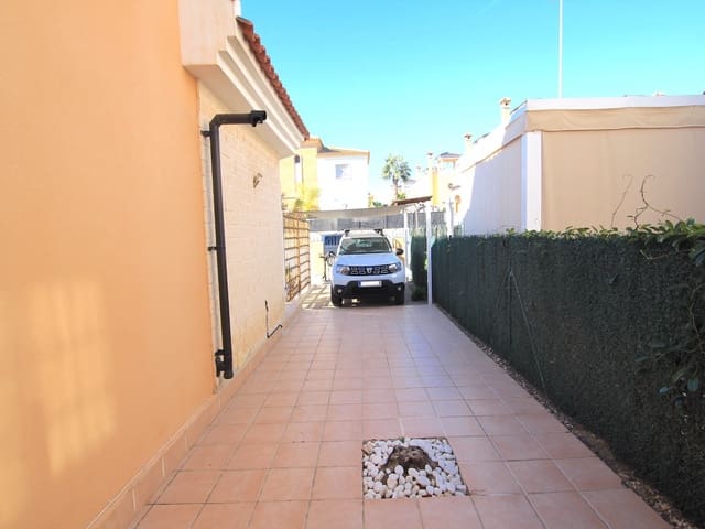 3 quarto Moradia para venda em El Raso, Guardamar del Segura - 265 000 € (Ref: 9421517)