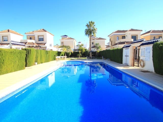 3 bedroom Villa for sale in El Raso, Guardamar del Segura - € 265,000 (Ref: 9421517)