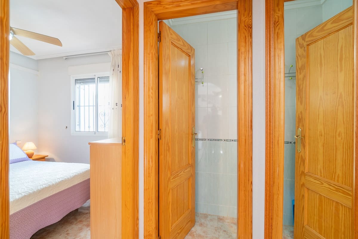 2 soverom Hus til salgs i Playa Flamenca - € 189 000 (Ref: 9425830)