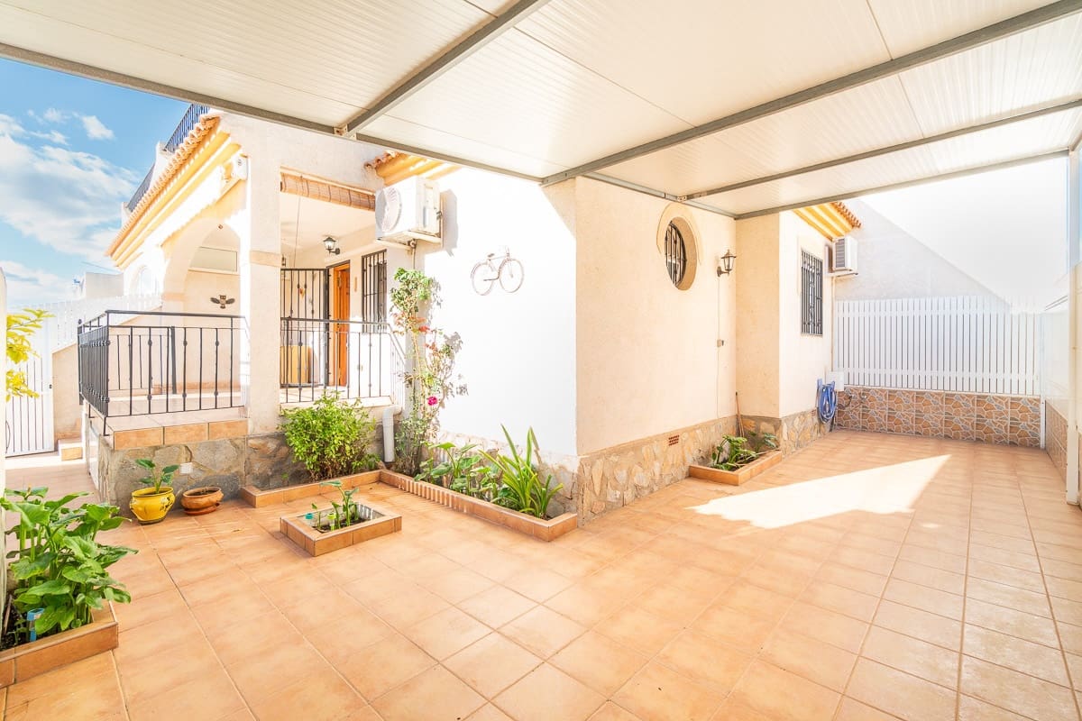 2 bedroom Townhouse for sale in Playa Flamenca - € 189,000 (Ref: 9425830)