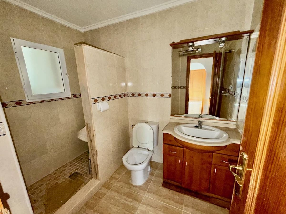 3 bedroom Townhouse for sale in Lo Crispin - € 170,000 (Ref: 9431336)