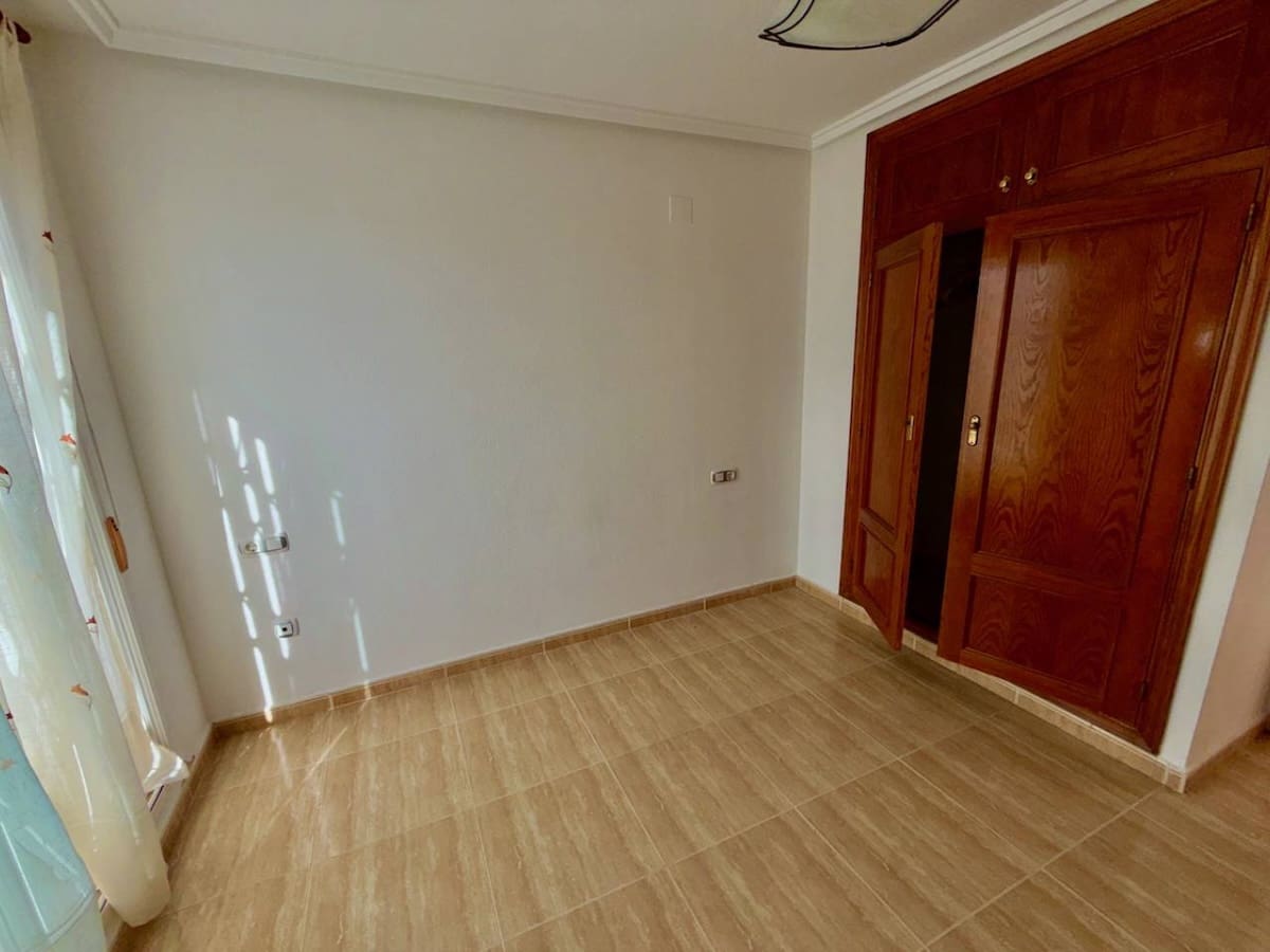 3 bedroom Townhouse for sale in Lo Crispin - € 170,000 (Ref: 9431336)