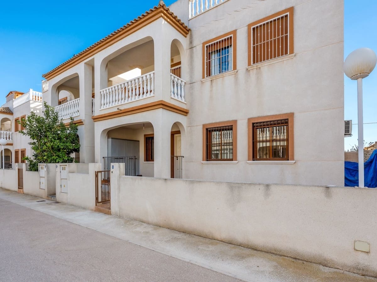 2 quarto Apartamento para venda em Daya Vieja - 105 000 € (Ref: 9446926)