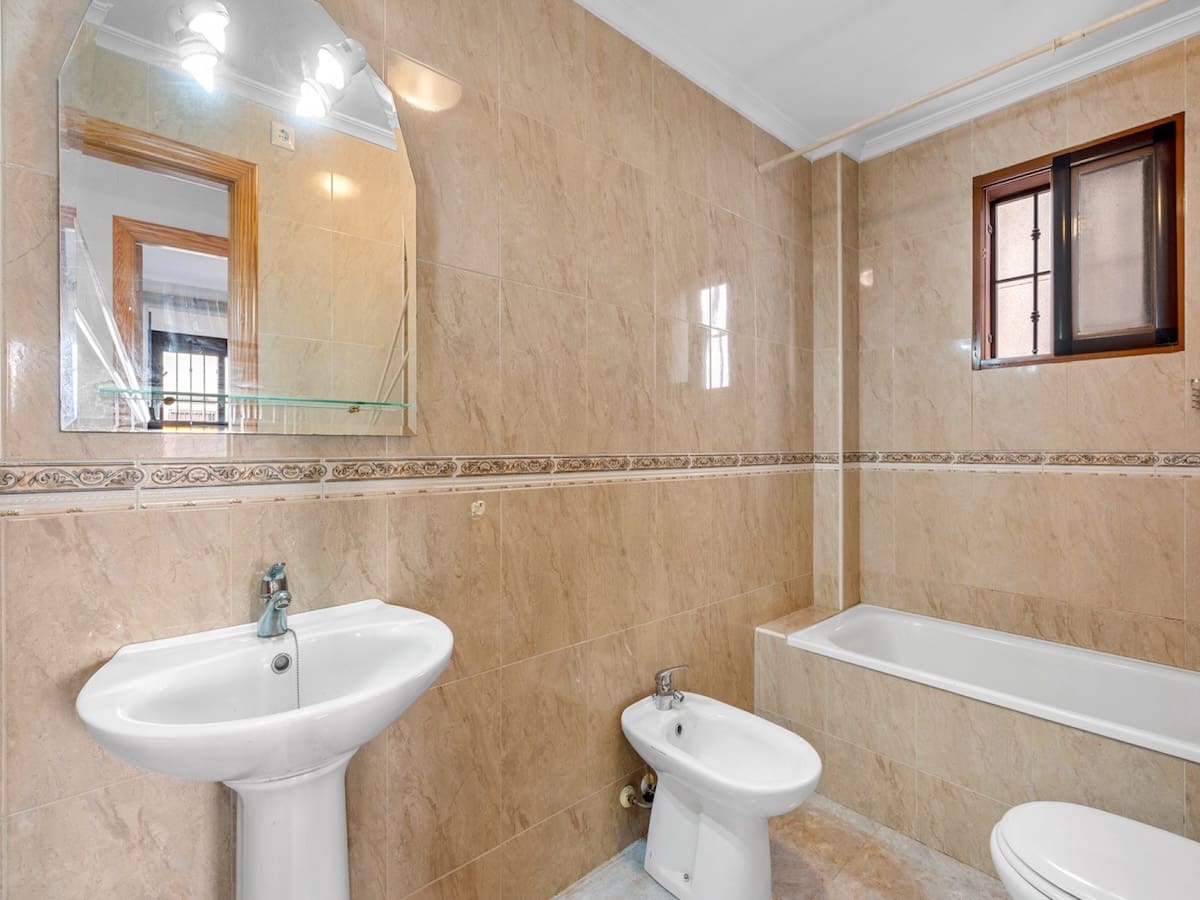 2 quarto Apartamento para venda em Daya Vieja - 105 000 € (Ref: 9446926)