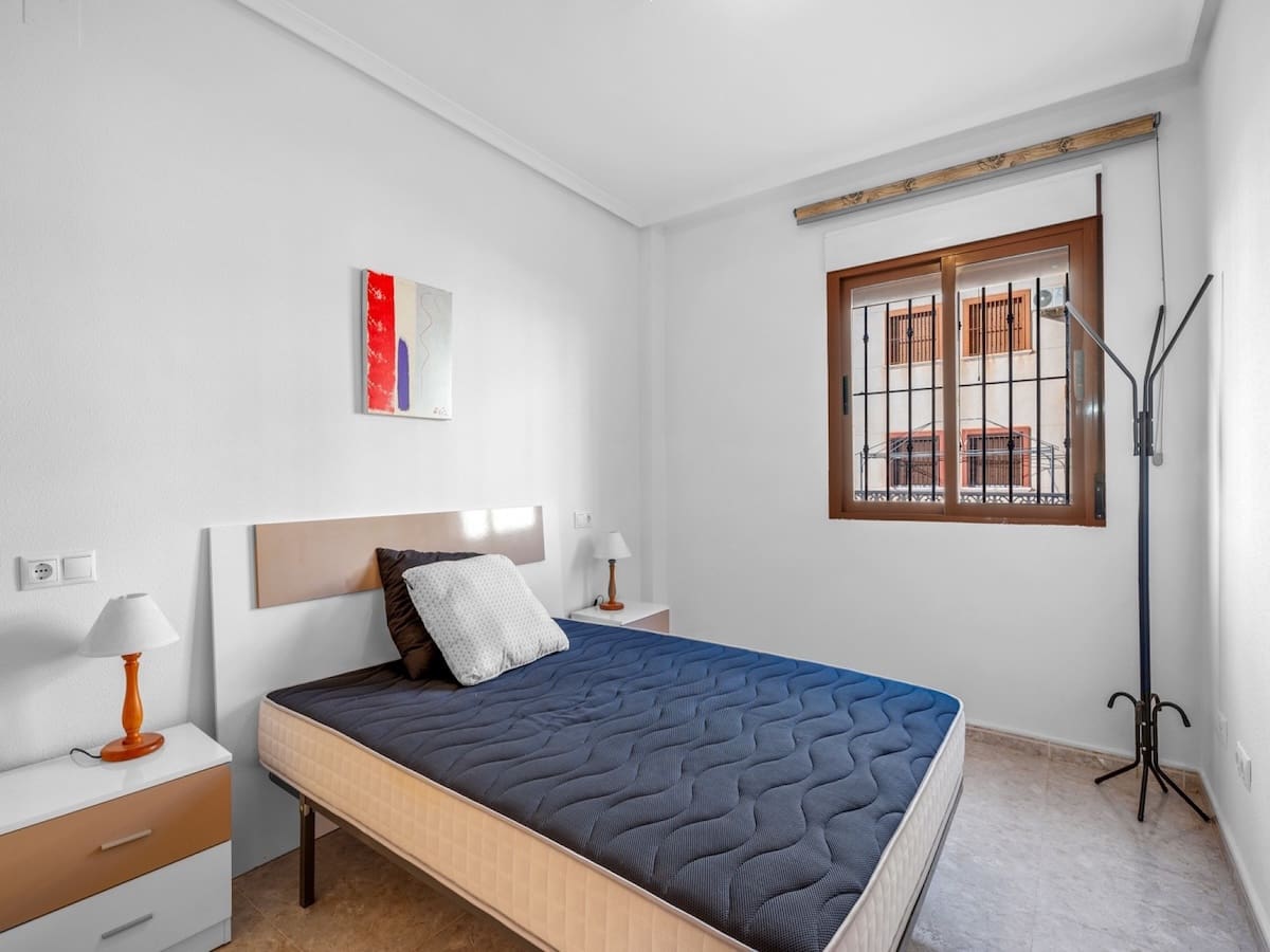 2 quarto Apartamento para venda em Daya Vieja - 105 000 € (Ref: 9446926)