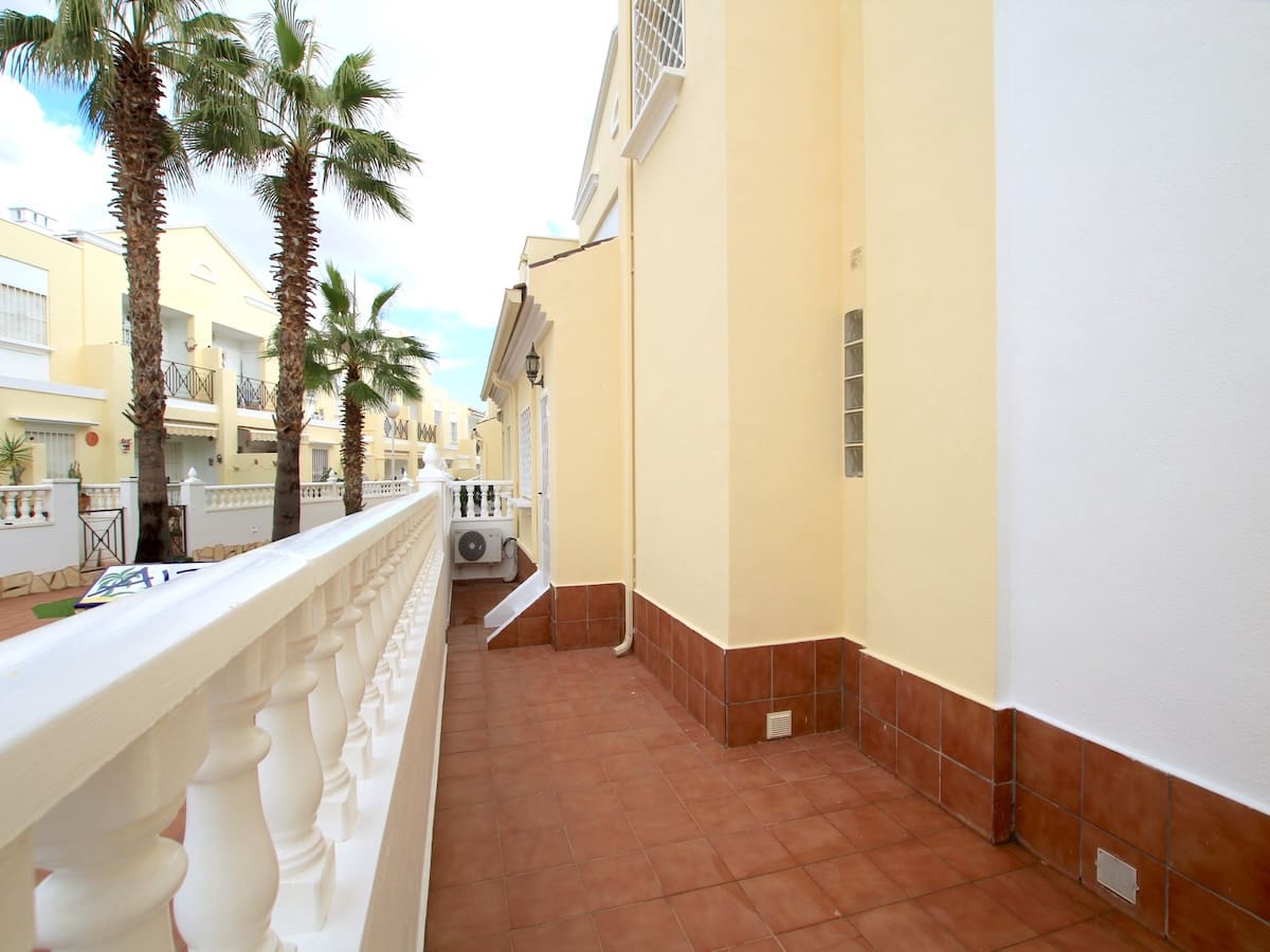 3 chambre Villa/Maison à vendre à Dona Pepa - 225 000 € (Ref: 9454753)