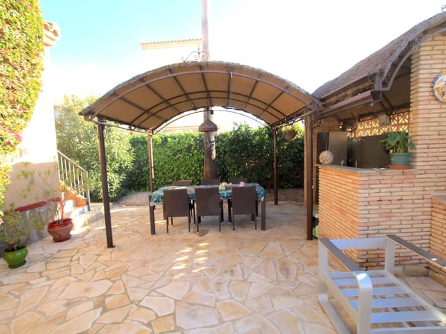 3 soverom Villa til salgs i Ciudad Quesada, Rojales med svømmebasseng - € 330 000 (Ref: 9500790)