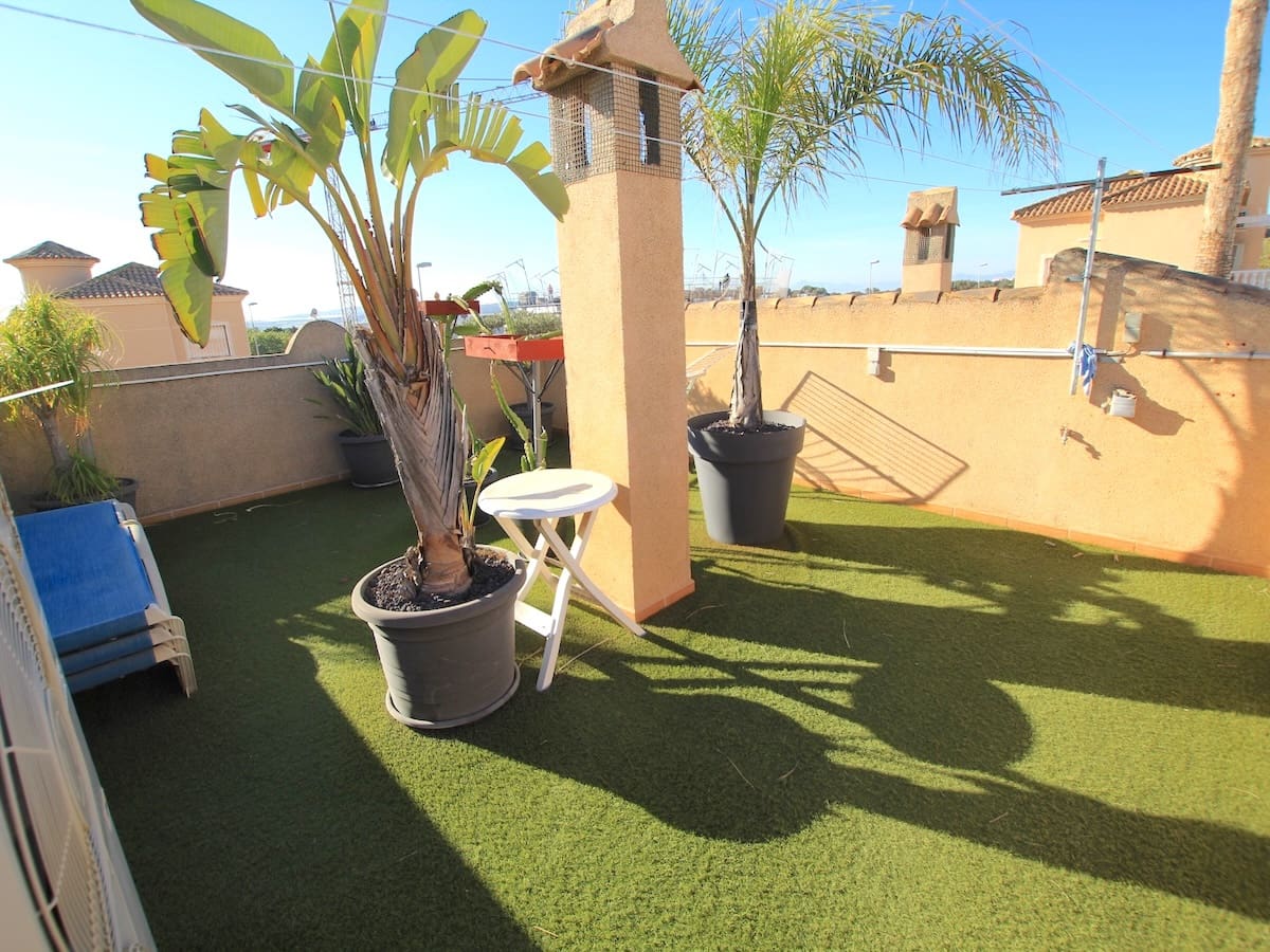 3 bedroom Villa for sale in Ciudad Quesada with pool - € 330,000 (Ref: 9500790)