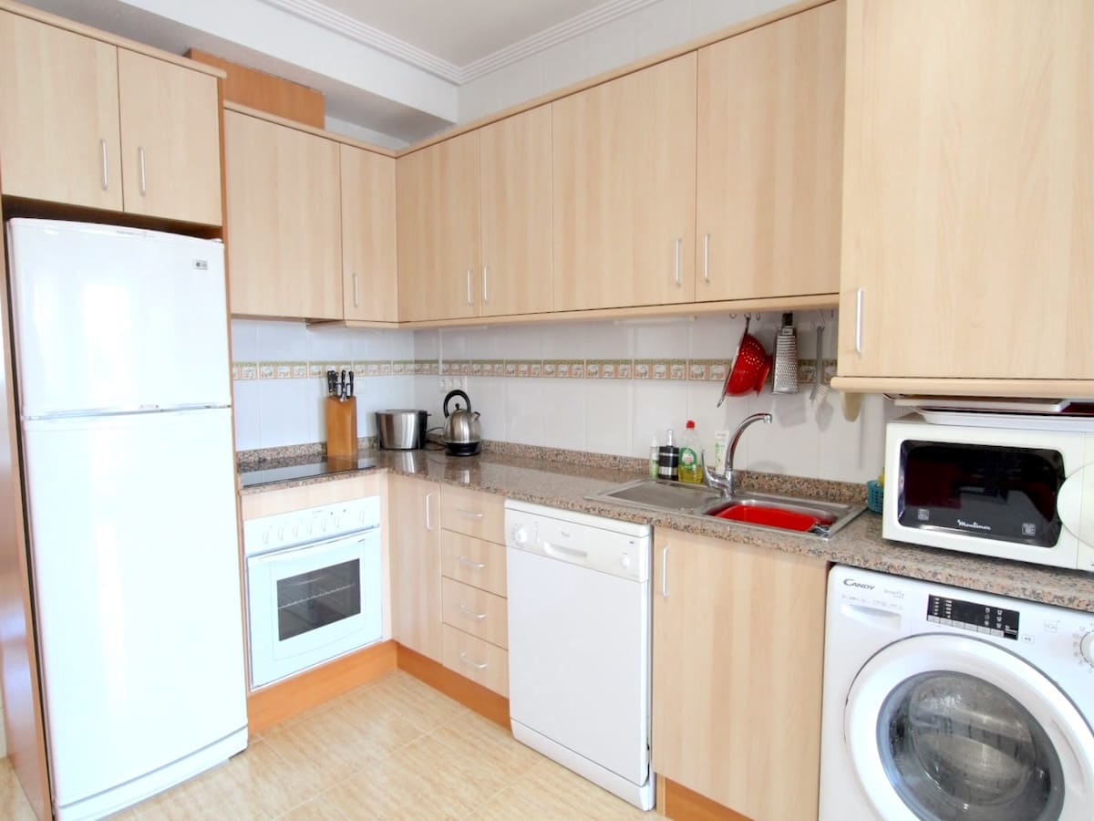 2 bedroom Apartment for sale in Formentera del Segura - € 99,950 (Ref: 9503490)