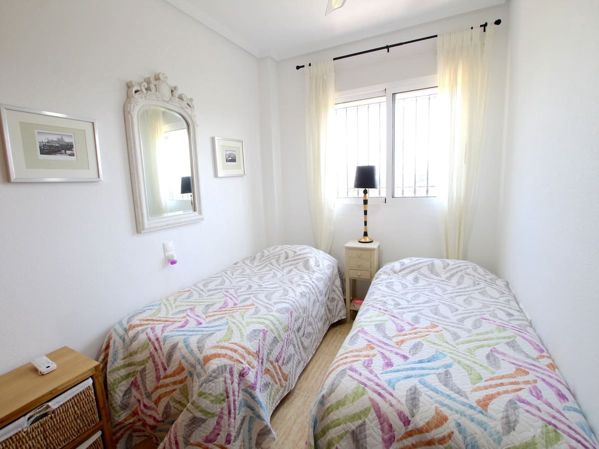 2 bedroom Apartment for sale in Formentera del Segura - € 99,950 (Ref: 9503490)