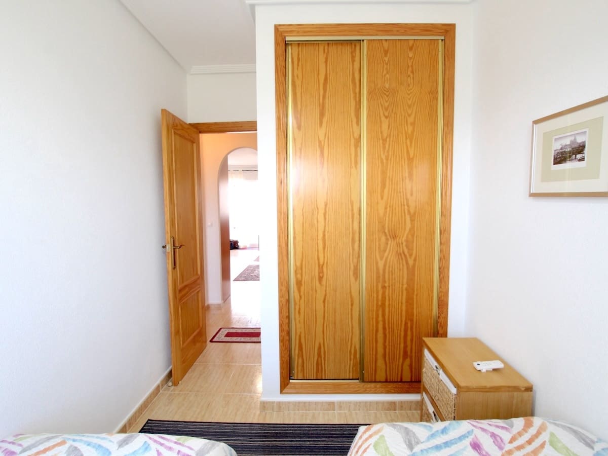 2 bedroom Apartment for sale in Formentera del Segura - € 99,950 (Ref: 9503490)