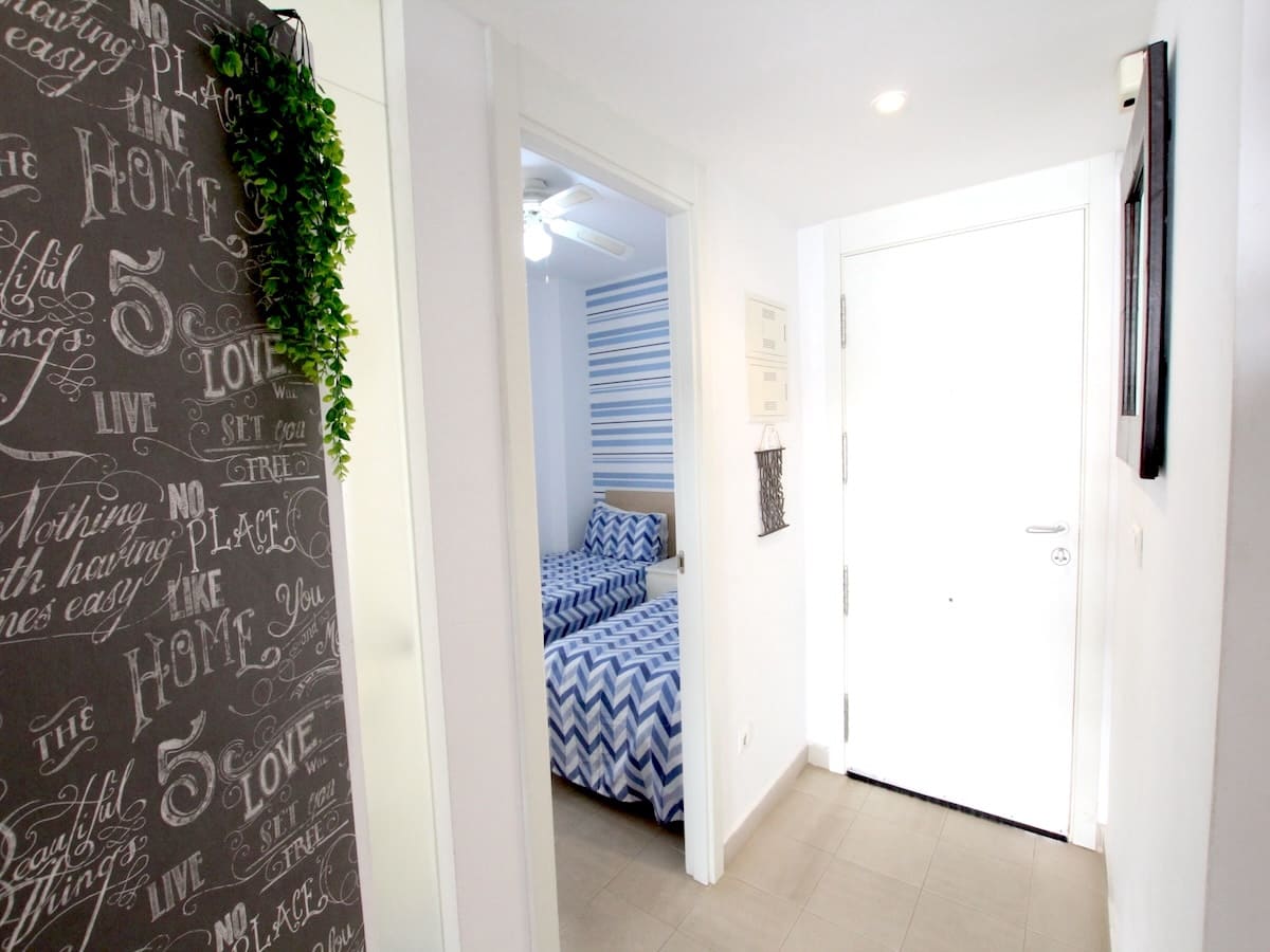 2 bedroom Apartment for sale in Playa Flamenca - € 169,950 (Ref: 9516553)