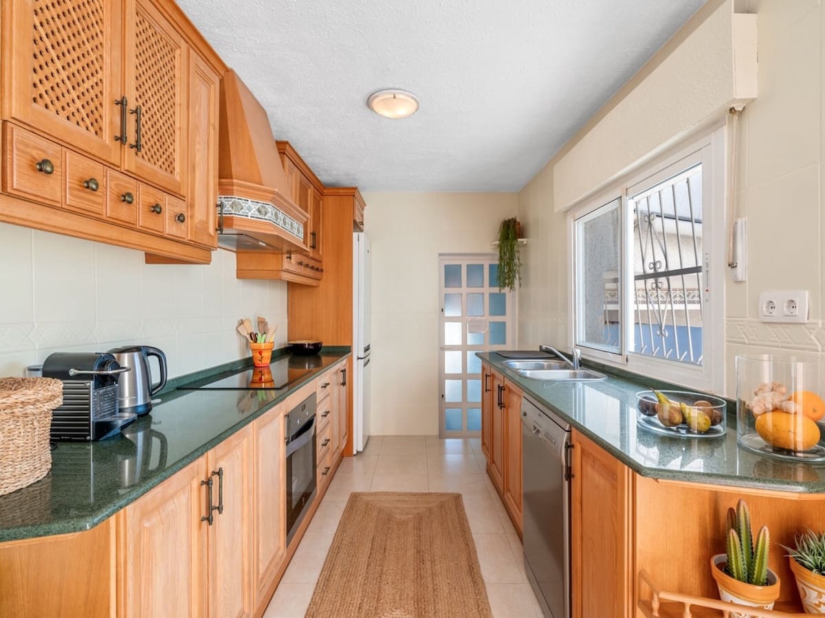 3 makuuhuone Huvila myytävänä paikassa Ciudad Quesada mukana uima-altaan - 445 000 € (Ref: 9524560)