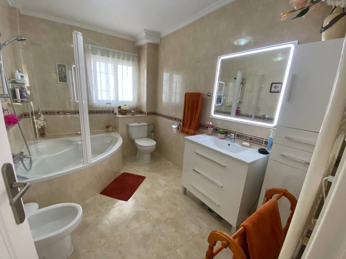 3 soverom Villa til salgs i Dona Pepa - € 240 000 (Ref: 9525311)