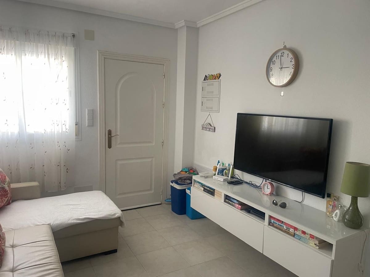 2 soveværelse Lejlighed til salg i Ciudad Quesada - € 125.000 (Ref: 9532001)