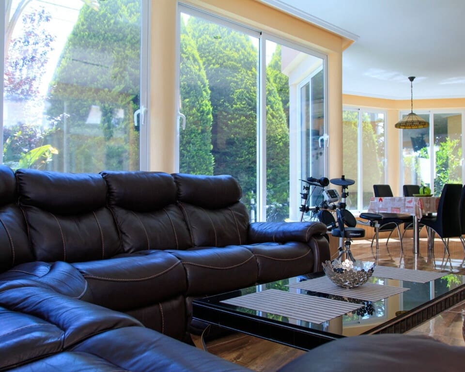 Chalet de 4 habitaciones en Ciudad Quesada en venta con piscina - 890.000 € (Ref: 9547143)