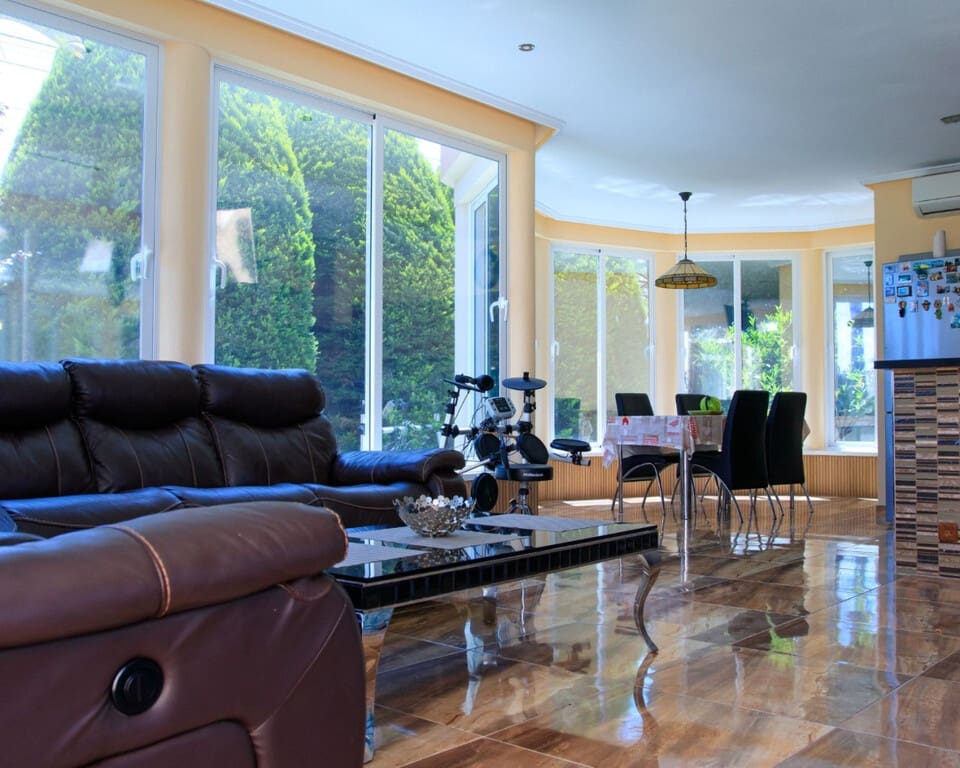 Chalet de 4 habitaciones en Ciudad Quesada en venta con piscina - 890.000 € (Ref: 9547143)