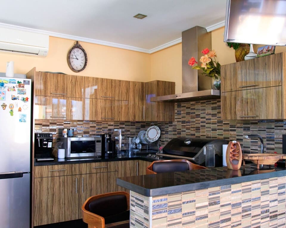 Chalet de 4 habitaciones en Ciudad Quesada en venta con piscina - 890.000 € (Ref: 9547143)