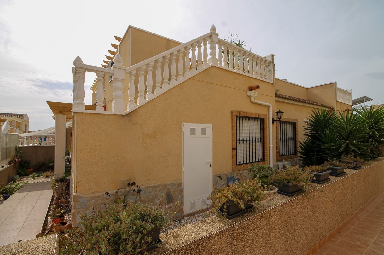 Casa de 2 habitaciones en San Miguel de Salinas en venta - 157.000 € (Ref: 9559307)