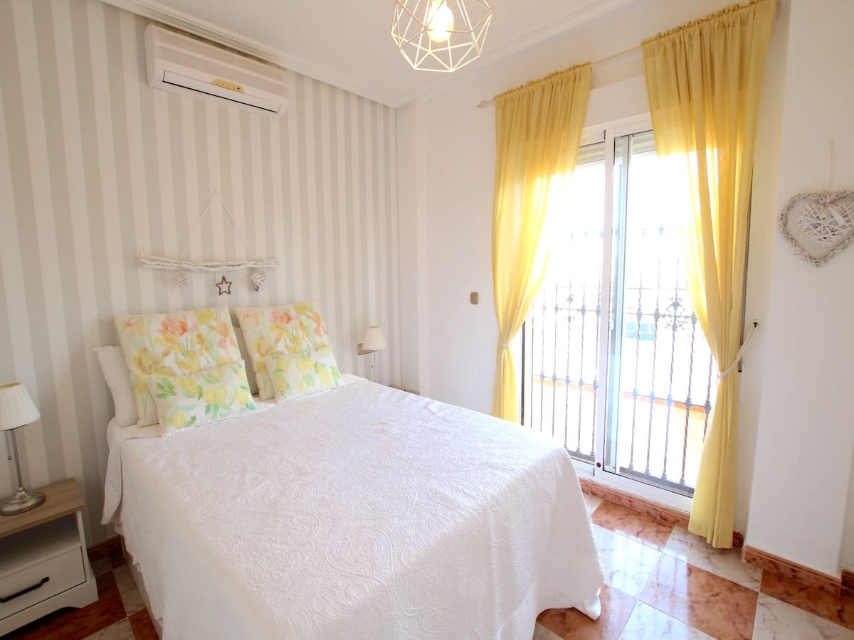 2 soveværelse Byhus til salg i Cabo Roig - € 199.950 (Ref: 9563770)