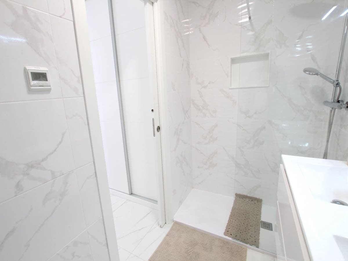 3 sypialnia Willa na sprzedaż w Los Montesinos z basenem - 387 500 € (Ref: 9564089)