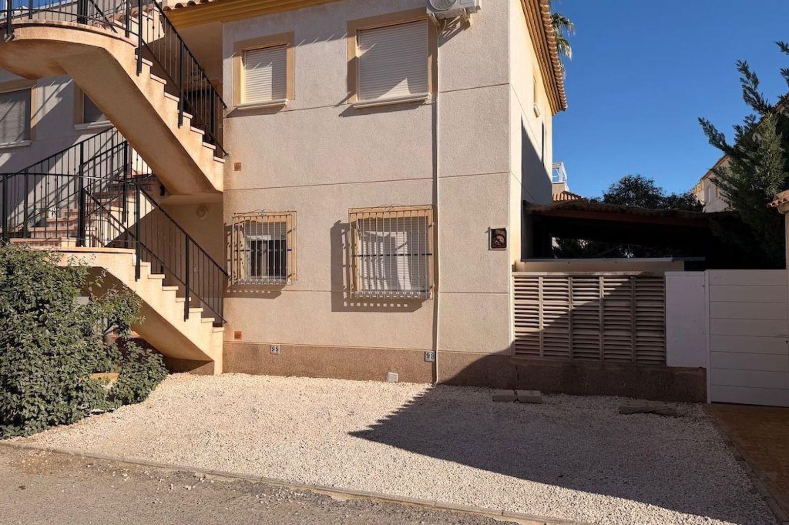 2 bedroom Apartment for sale in Villamartin - € 154,000 (Ref: 9571977)