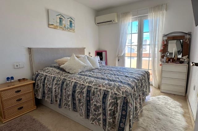 2 makuuhuone Omakotitalo myytävänä paikassa Villamartin, Orihuela - 235 000 € (Ref: 9583583)