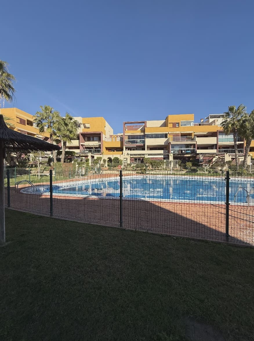 2 bedroom Apartment for sale in Playa Flamenca - € 174,900 (Ref: 9585034)