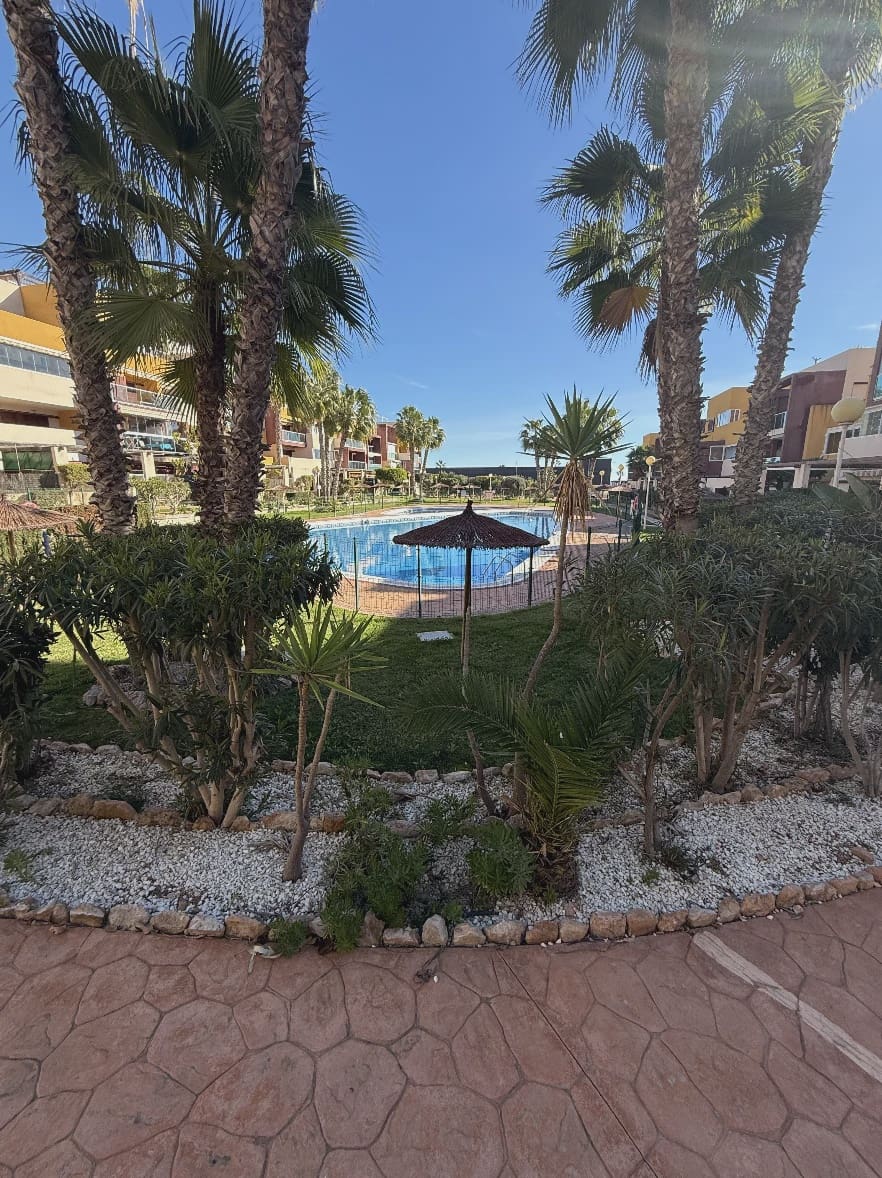 2 bedroom Apartment for sale in Playa Flamenca - € 174,900 (Ref: 9585034)