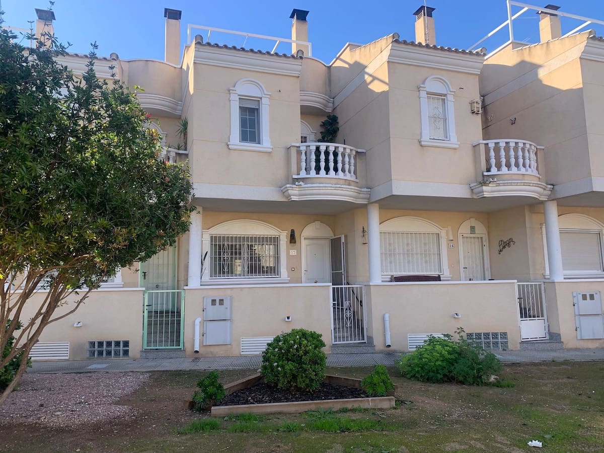 3 bedroom Townhouse for sale in Heredades - € 159,995 (Ref: 9585035)