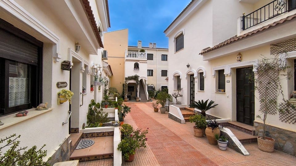 2 soveværelse Lejlighed til salg i Ciudad Quesada - € 115.000 (Ref: 9592094)