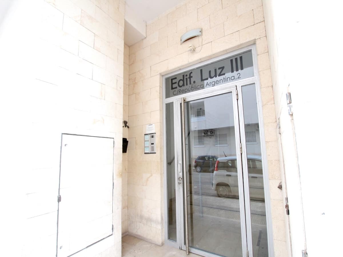 2 bedroom Apartment for sale in Almoradi - € 95,000 (Ref: 9603480)