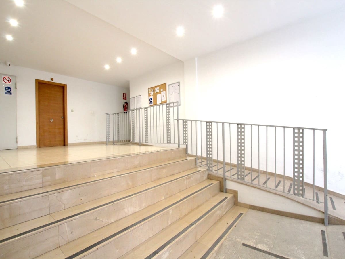 2 bedroom Apartment for sale in Almoradi - € 95,000 (Ref: 9603480)