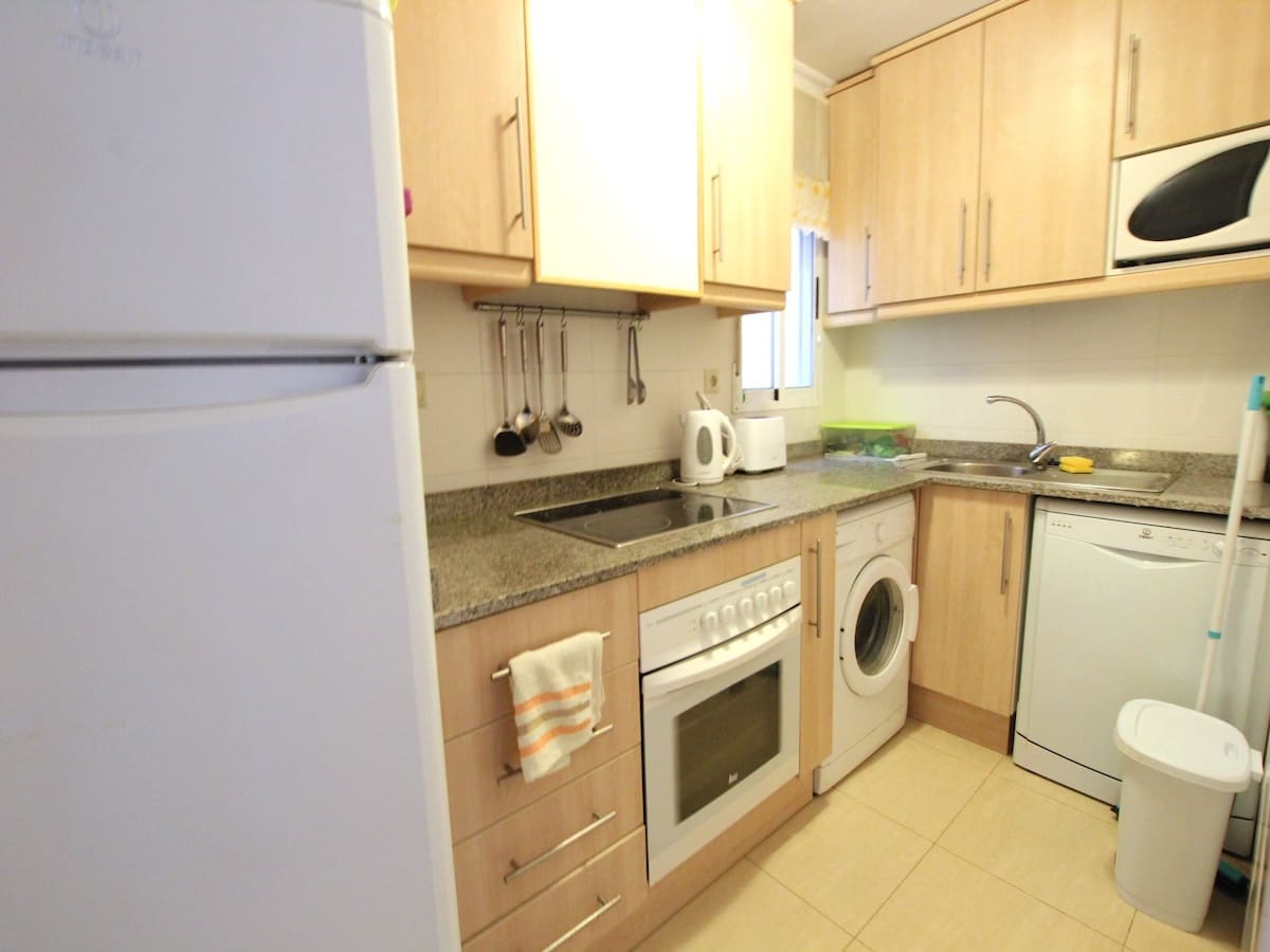 2 bedroom Apartment for sale in Almoradi - € 95,000 (Ref: 9603480)