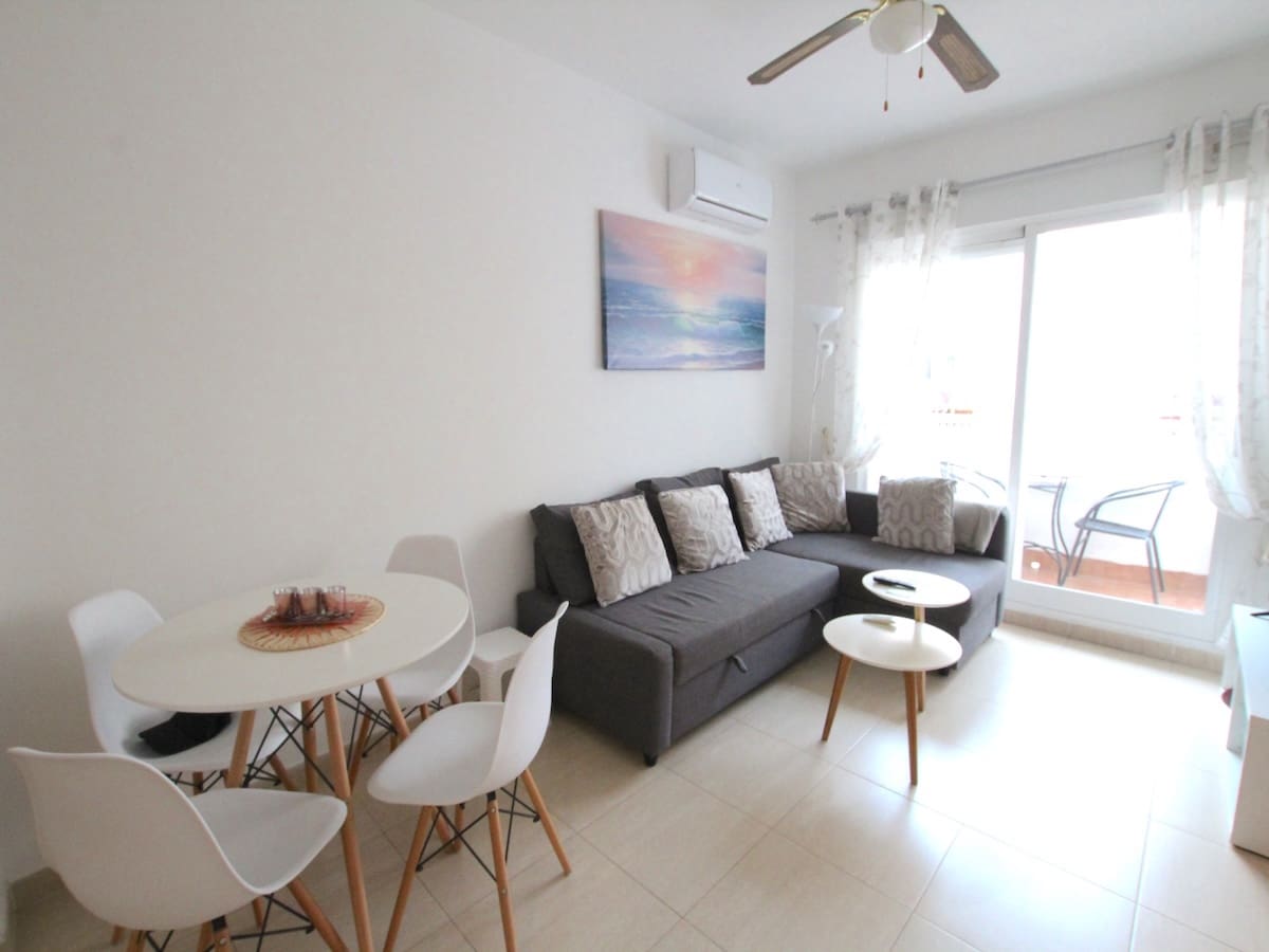 2 bedroom Apartment for sale in Almoradi - € 95,000 (Ref: 9603480)