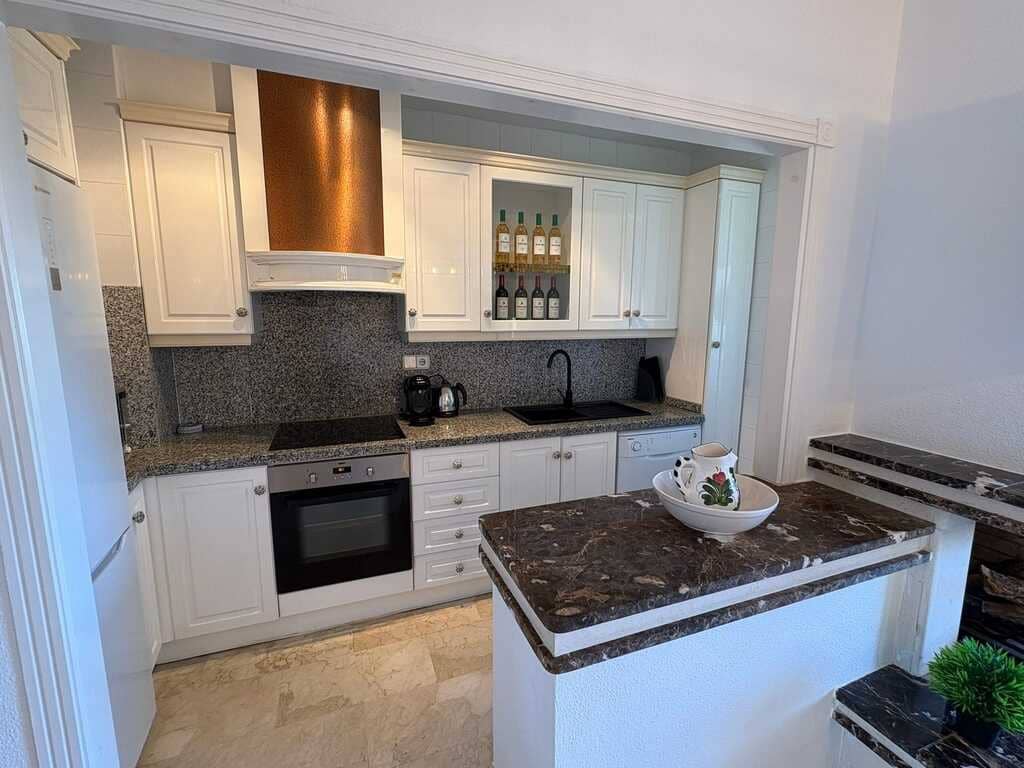 3 bedroom Apartment for sale in Villamartin - € 274,950 (Ref: 9606749)