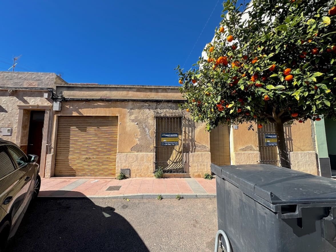 4 makuuhuone Omakotitalo myytävänä paikassa Benijofar - 169 000 € (Ref: 9606750)