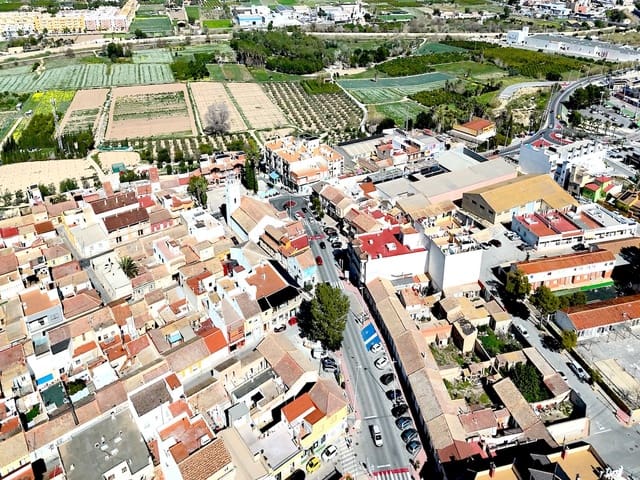 4 makuuhuone Omakotitalo myytävänä paikassa Benijófar - 169 000 € (Ref: 9606750)