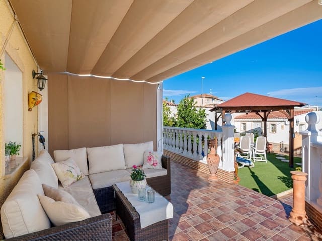 4 makuuhuone Huvila myytävänä paikassa Ciudad Quesada, Rojales mukana uima-altaan - 449 500 € (Ref: 9609567)