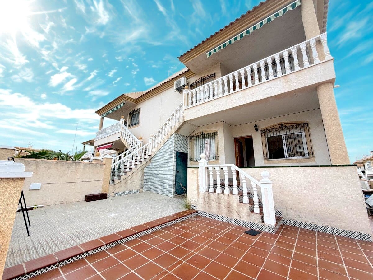 2 bedroom Apartment for sale in La Zenia - € 165,000 (Ref: 9609995)