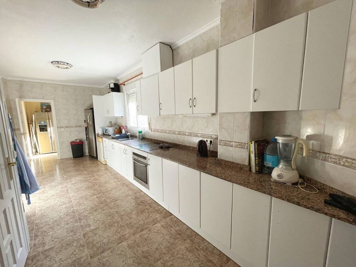 4 soverom Villa til salgs i Ciudad Quesada med svømmebasseng - € 450 000 (Ref: 9609997)