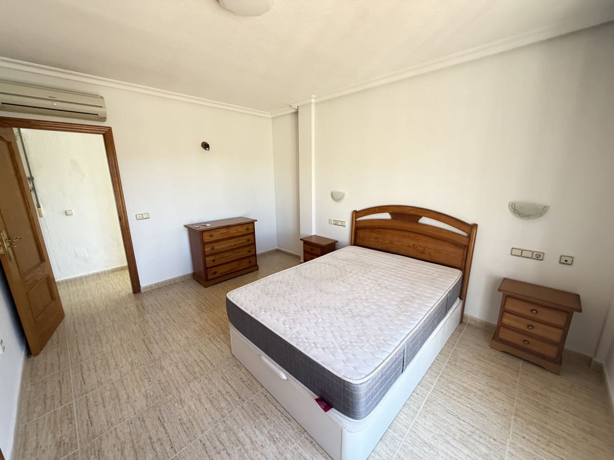 3 makuuhuone Huvila myytävänä paikassa Villamartin mukana uima-altaan - 375 000 € (Ref: 9610122)