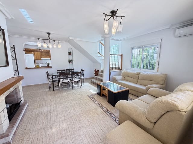 3 makuuhuone Huvila myytävänä paikassa Villamartin, Orihuela mukana uima-altaan - 375 000 € (Ref: 9610122)