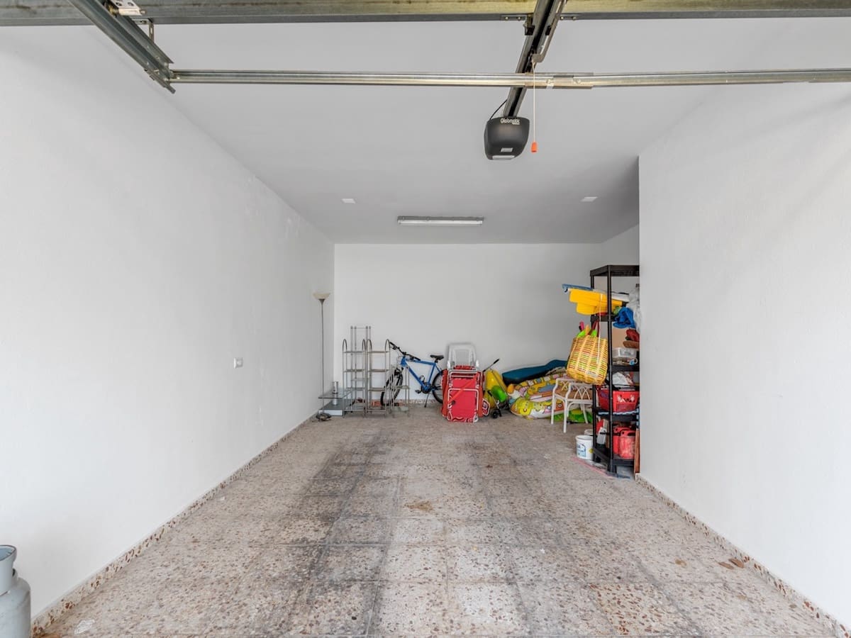 7 makuuhuone Huvila myytävänä paikassa Ciudad Quesada mukana uima-altaan - 690 000 € (Ref: 9610216)