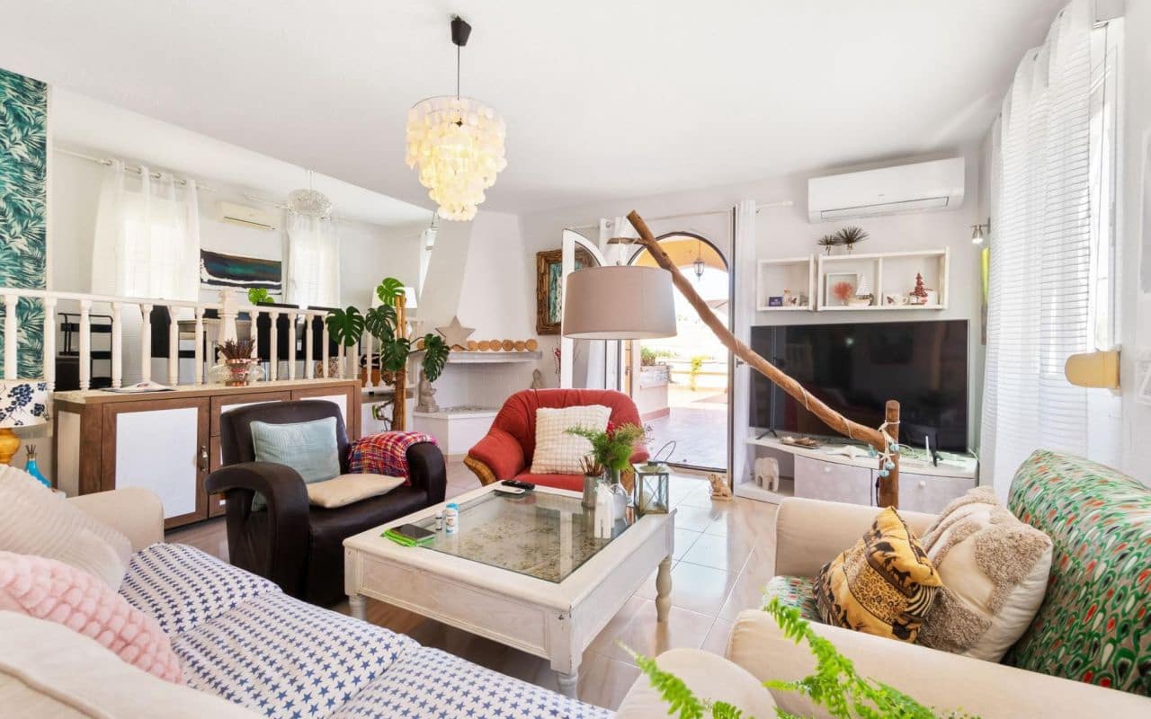 3 makuuhuone Huvila myytävänä paikassa La Zenia mukana uima-altaan - 799 000 € (Ref: 9613073)