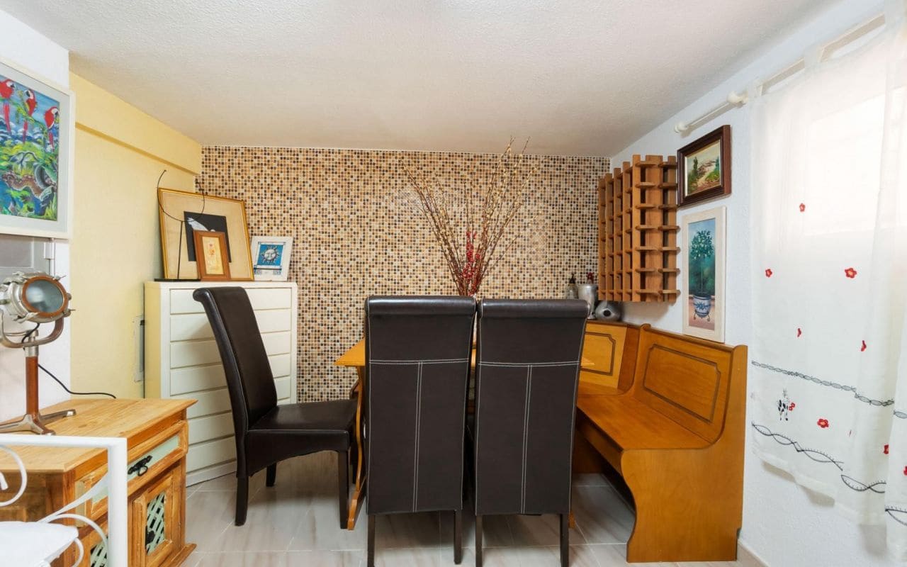 3 makuuhuone Huvila myytävänä paikassa La Zenia mukana uima-altaan - 799 000 € (Ref: 9613073)