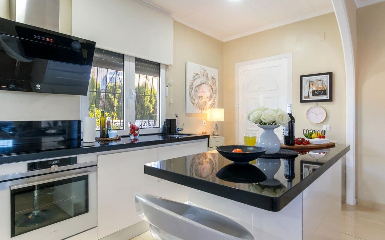 3 sovrum Villa till salu i El Chaparral med pool - 359 000 € (Ref: 9613074)