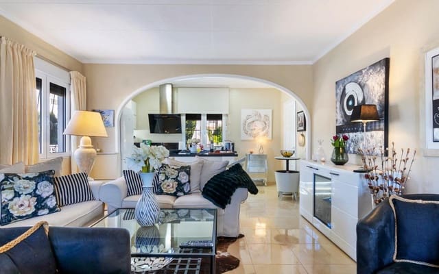 3 sovrum Villa till salu i El Chaparral, Torrevieja med pool - 359 000 € (Ref: 9613074)