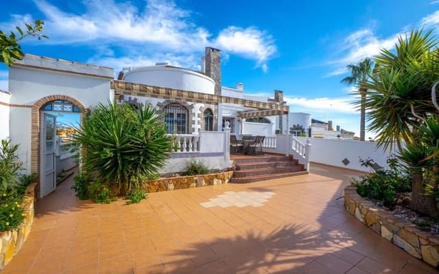 4 bedroom Villa for sale in Los Dolses, Orihuela - € 395,000 (Ref: 9613076)