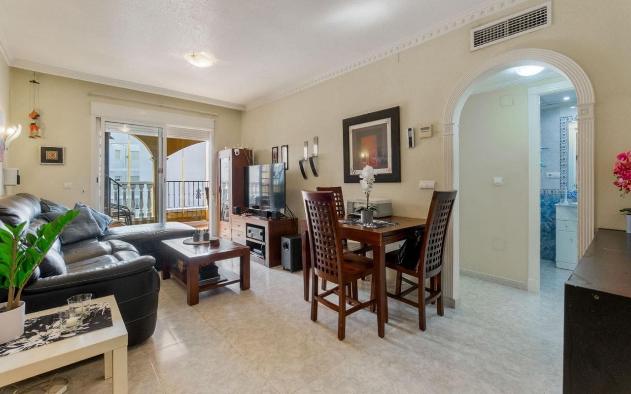 2 bedroom Apartment for sale in Benijofar - € 165,000 (Ref: 9614103)